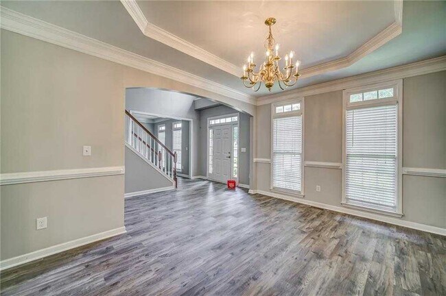 Building Photo - 716 Parkside Dr