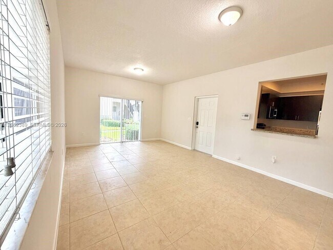 Foto del edificio - 3417 W 80th St