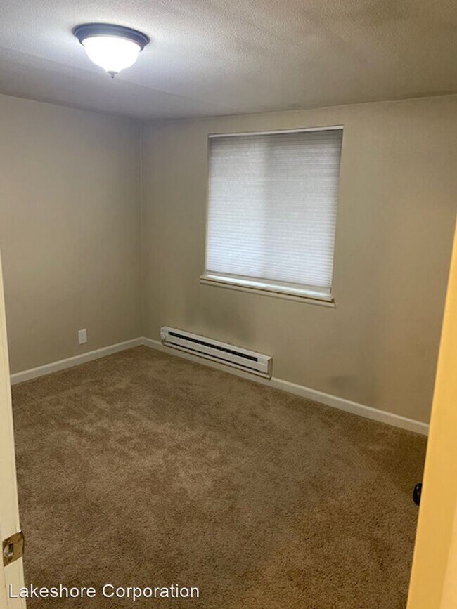 Building Photo - 3 br, 1 bath House - 11546 Alton Ave NE
