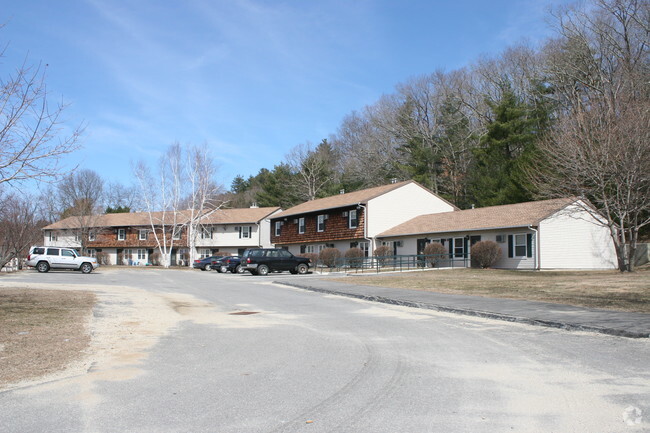 Building Photo - The Village at Killingly