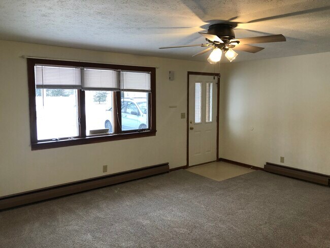 Sala de estar - 36287 Behm Dr