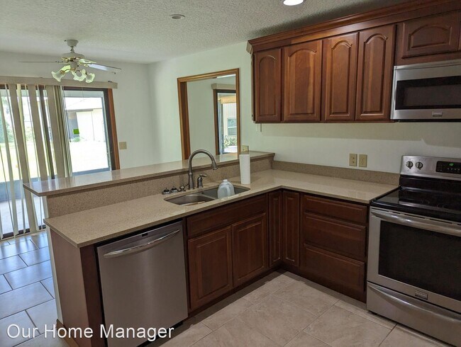 Foto del edificio - 3 br, 2 bath House - 1760 Dykes Dr.