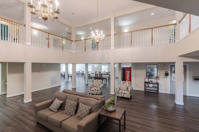 Foto del edificio - Kings Crest Seniors Apartments