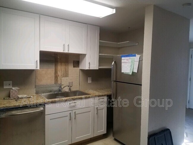 Foto del edificio - 13034 E 14th Ave