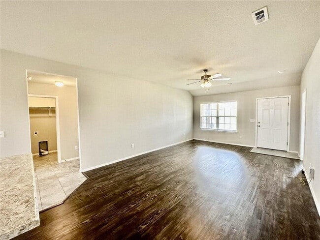 Building Photo - 1600 Scotland Dr