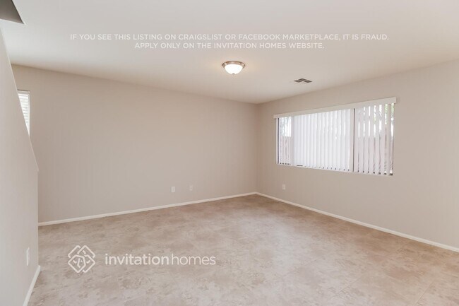 Foto del edificio - 42575 W Sunland Dr