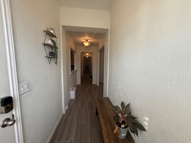 Foto del edificio - 5825 NW 86th St