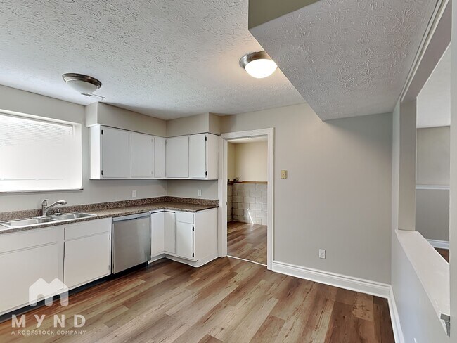 Foto del edificio - 181 Northwood Dr