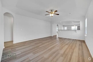 Building Photo - 115 E Latimer St