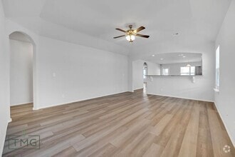 Building Photo - 115 E Latimer St