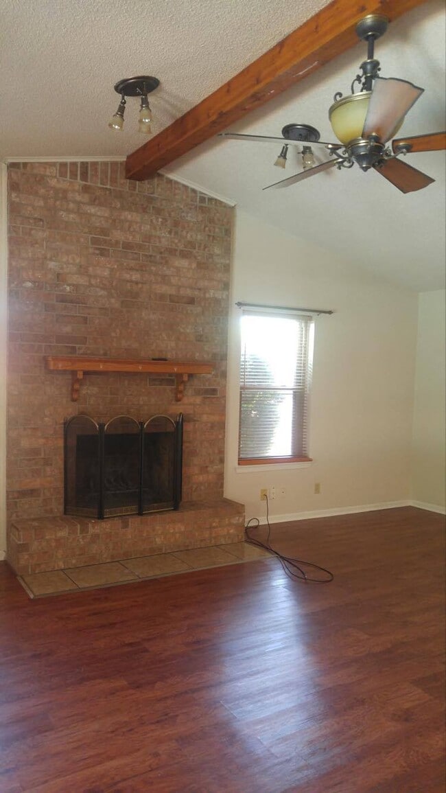 Building Photo - 3101 Westrim Dr