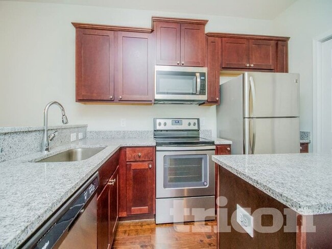 Building Photo - 211 Ashmere Ct