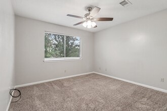 Building Photo - 100 Westpark Dr