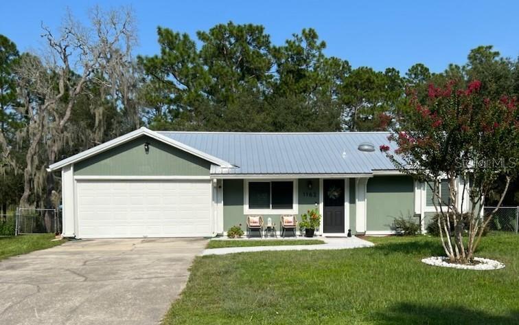 Primary Photo - 1162 Gage Ave