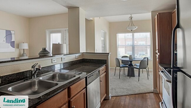 Building Photo - 625 E Stassney Ln