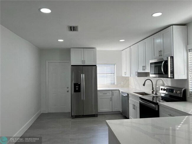 Foto del edificio - 78 NW 52nd St