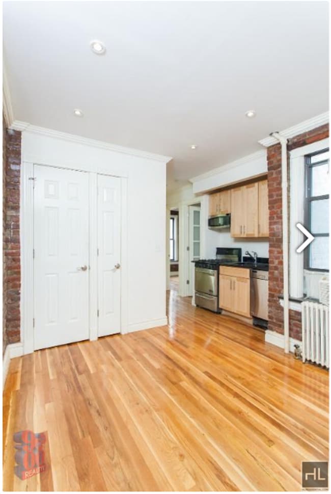 Building Photo - East 13th Street