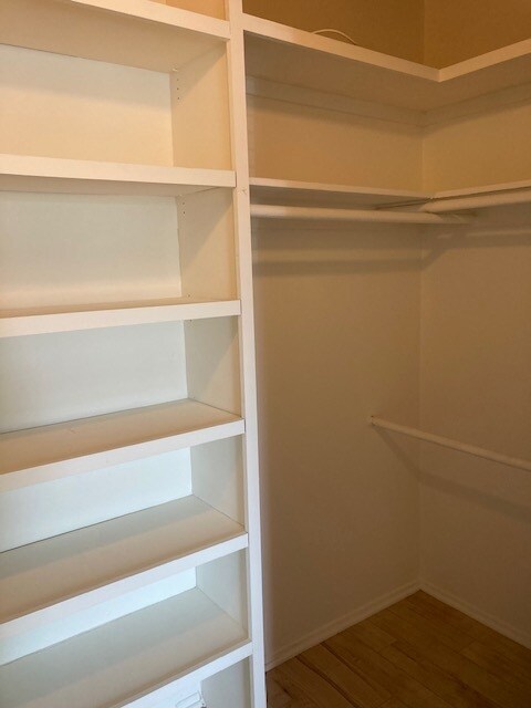 Closet - 1904 Pacific Ave