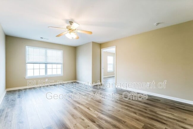 Building Photo - 1706 Stonehaven Cir