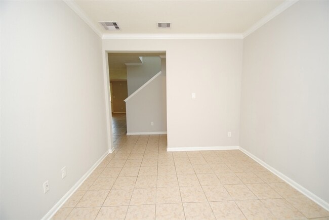 Building Photo - 16522 Old Saybrook Dr