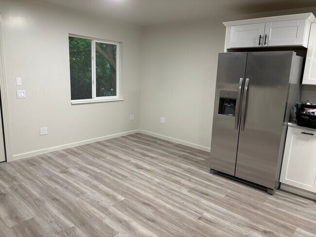 Foto del edificio - 1020 Lowell Ave S