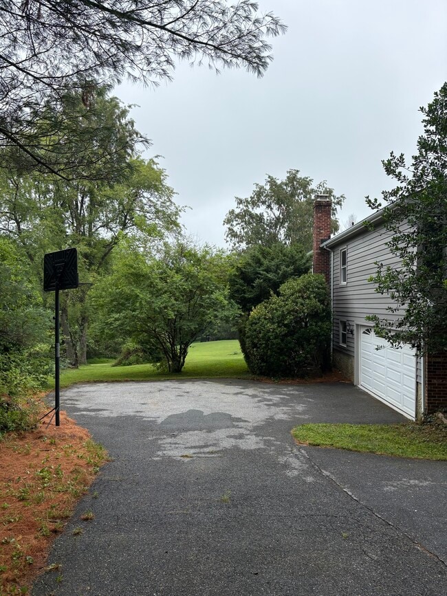 Building Photo - 11322 Old Hopkins Rd