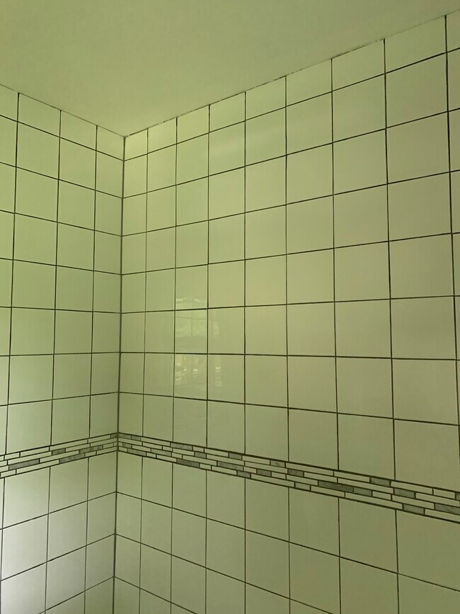 Foto del edificio - 61 W Center St