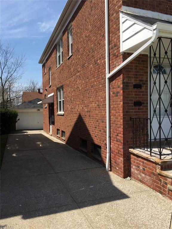 Foto del edificio - 2444 Warrensville Center Rd