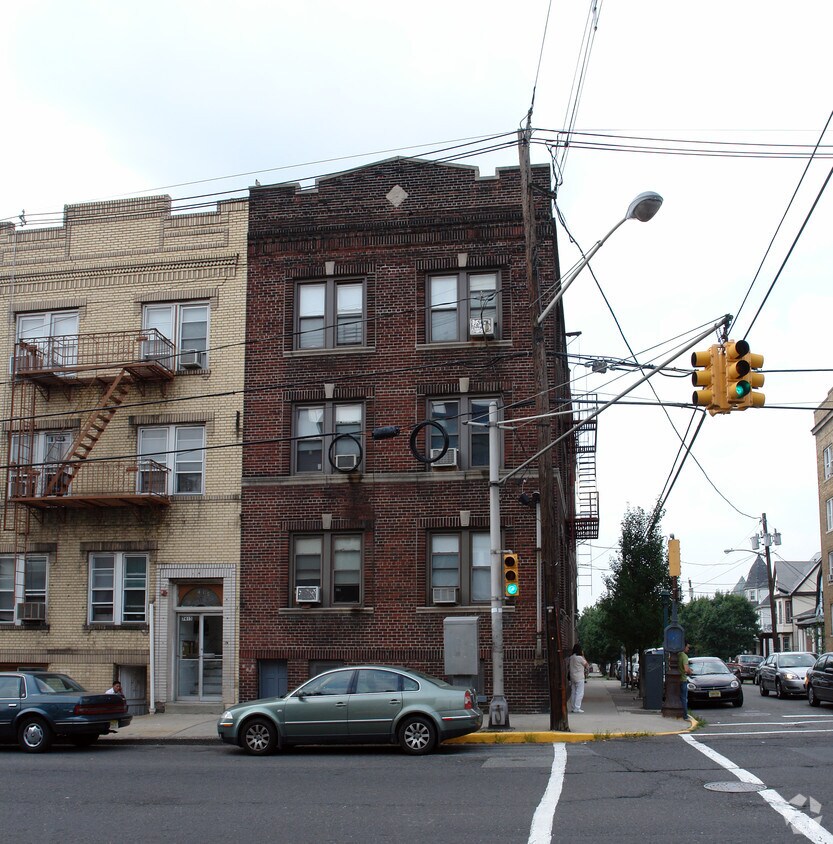 Exterior - 101 75th St