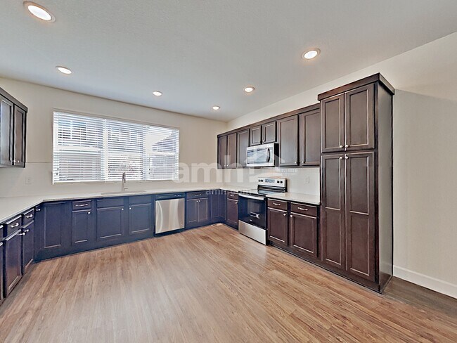 Foto del edificio - 4743 Crestone Peak St