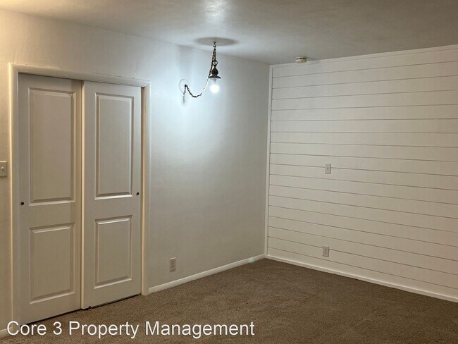 Building Photo - 4 br, 2 bath House - 1525 N Patton