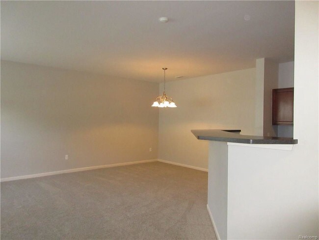 Building Photo - 47539 Ormskirk Dr