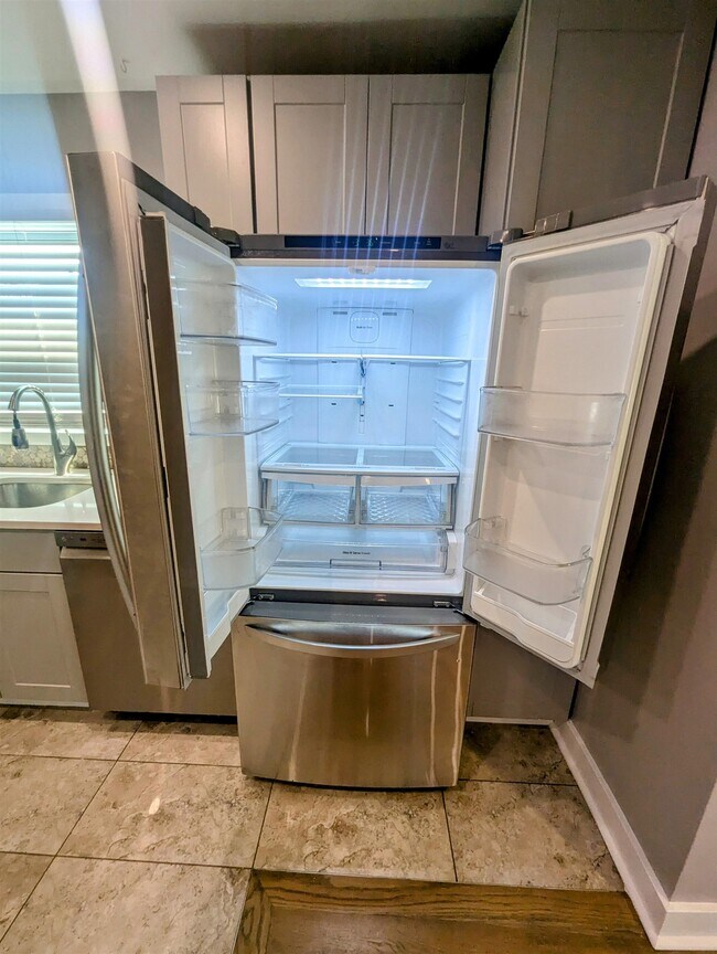 Foto del edificio - 440 New York Ave