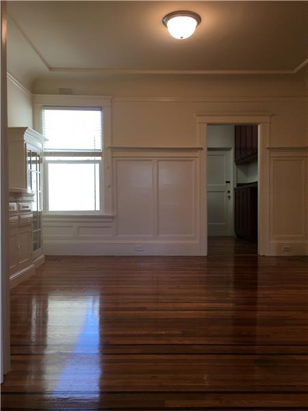 Building Photo - 230 Shrader St