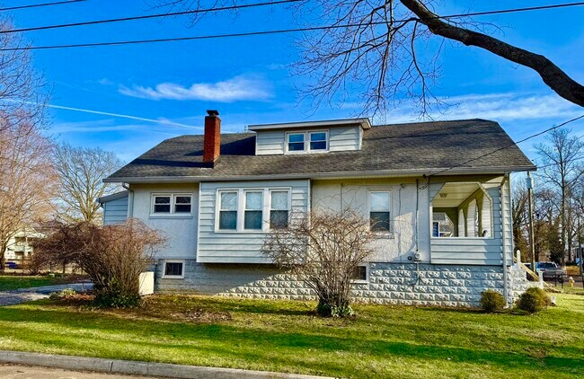 Foto del edificio - 519 N Lincoln Ave