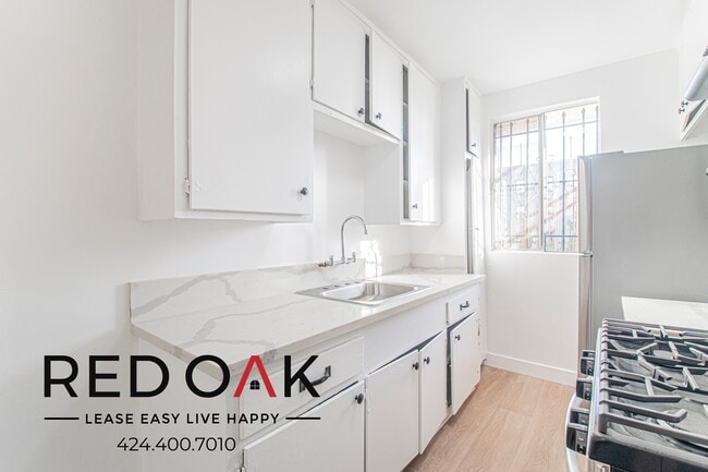 Foto del edificio - 919 S Lake St