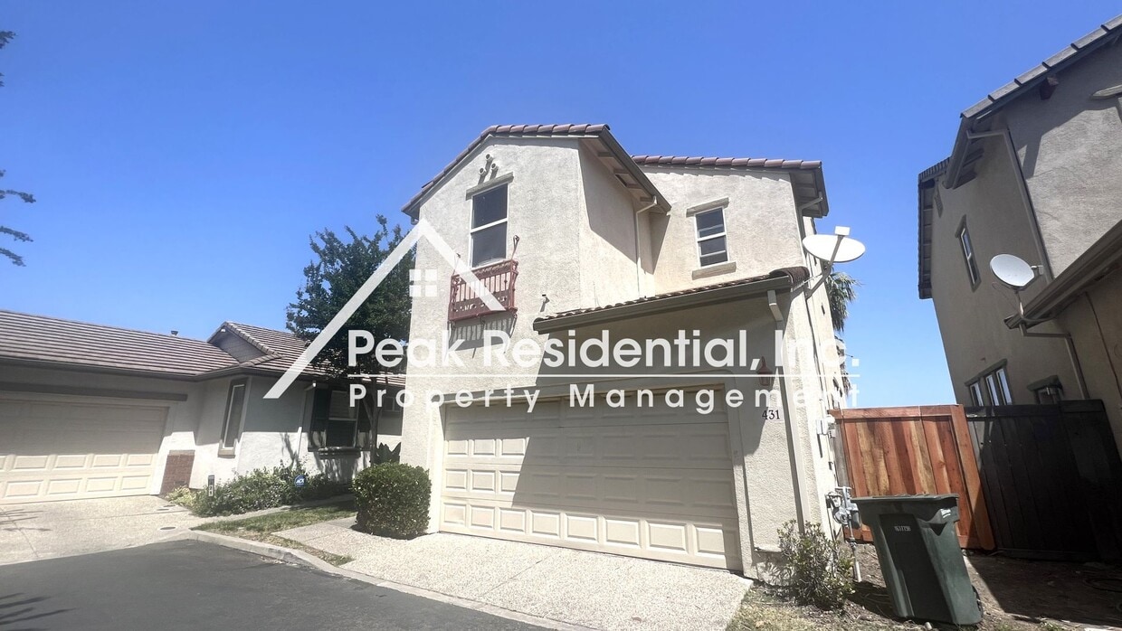 Foto del edificio - North Natomas 3bd/2.5ba House with 2 Car G...