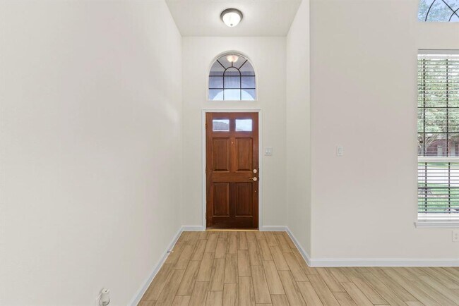 Building Photo - 20231 Mammoth Falls Dr
