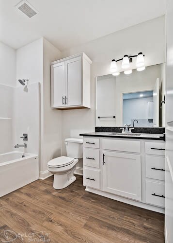 Building Photo - 234 Turnberry Ct