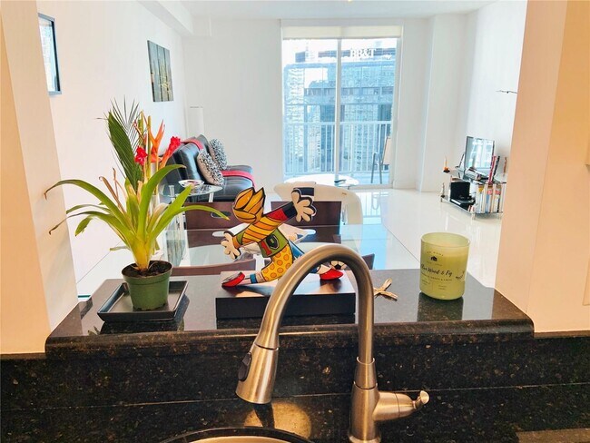 Foto del edificio - 1250 S Miami Ave