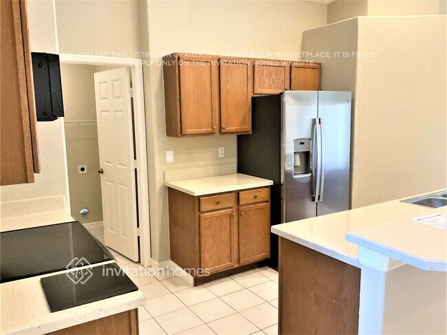 Building Photo - 102 Vine Dr