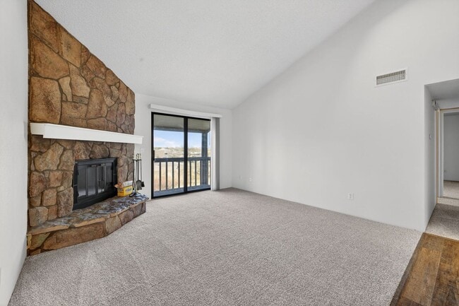Updated 2 bed 1 bath condo in Arvada! - Updated 2 bed 1 bath condo in Arvada!