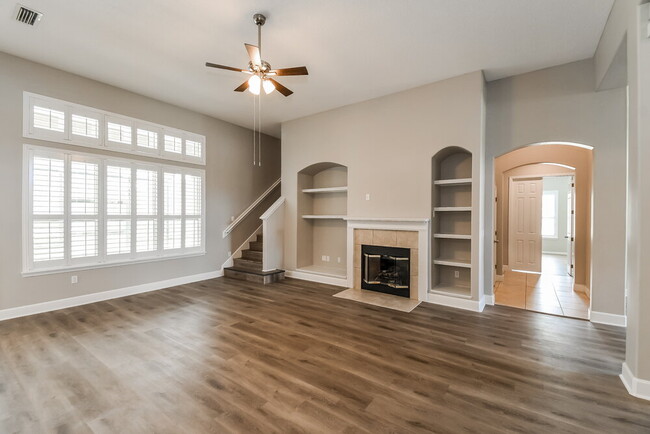 Foto del edificio - 4419 Vista Point Ln