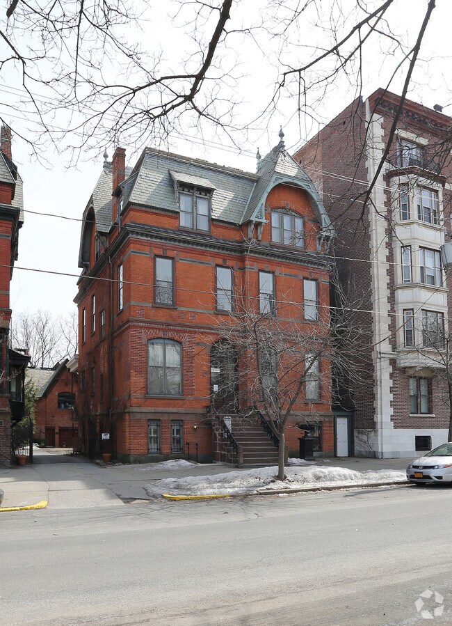 80 Willett St, Albany, NY 12210 Apartments Albany, NY
