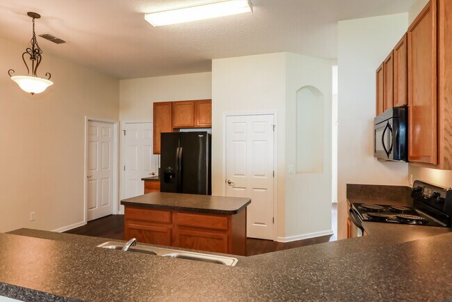 Foto del edificio - 3460 Live Oak Hollow Dr
