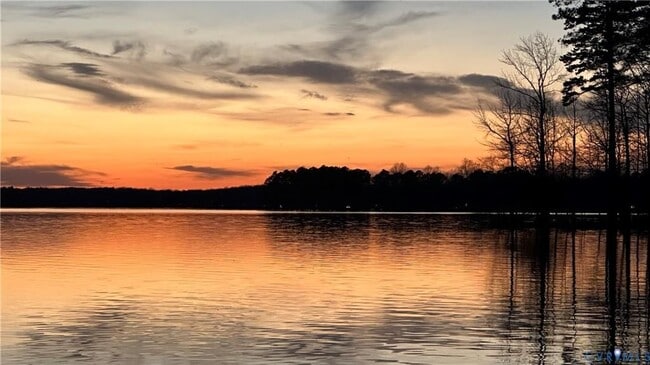Building Photo - 3204 Shallowford Landing Terrace