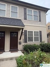 Building Photo - 547 E Station Ave