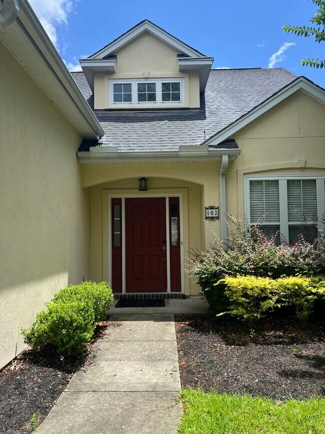 Building Photo - Nice Home in Pinecrest!