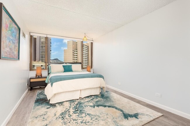 Foto del edificio - Fully Furnished & ALL Utilities Included!