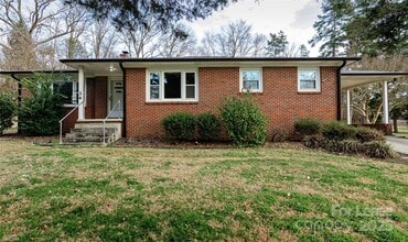 Building Photo - 34 Rollingwood Ln